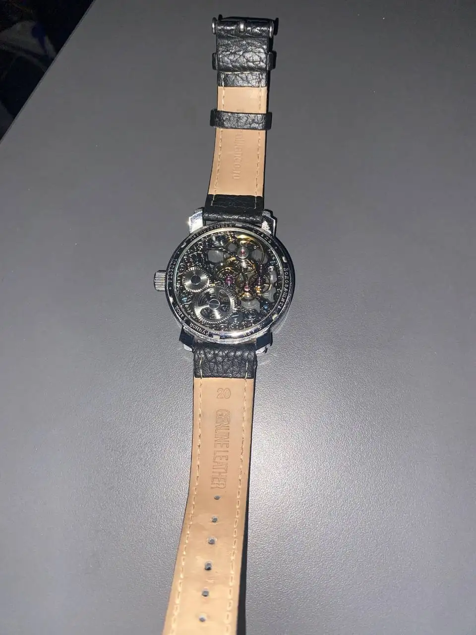 Продажа механических часов из легированной стали - Барахолка в Тюмень