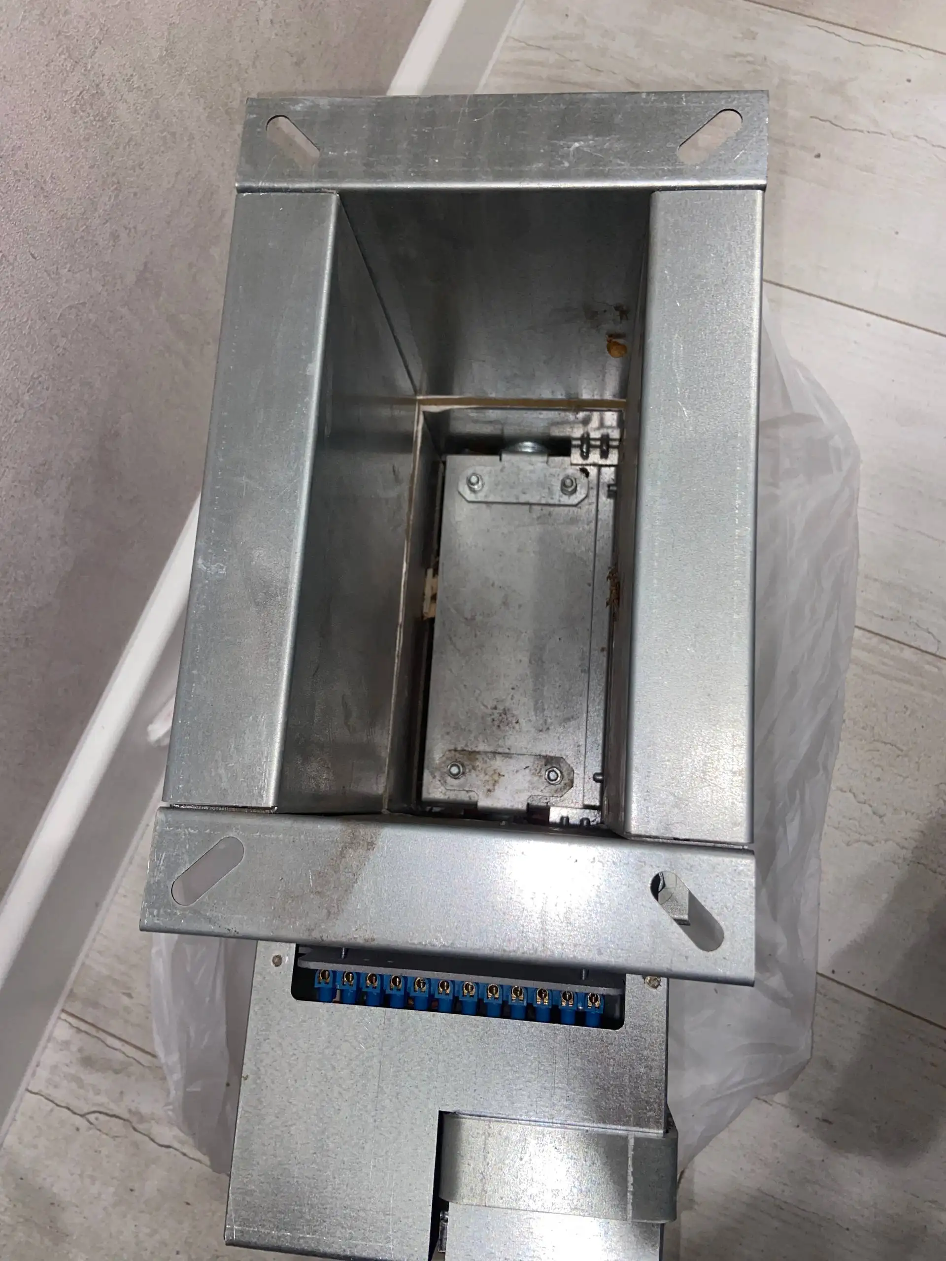 Продам клапан противопожарный - Противопожарное оборудование (Барахолка) в Тюмень