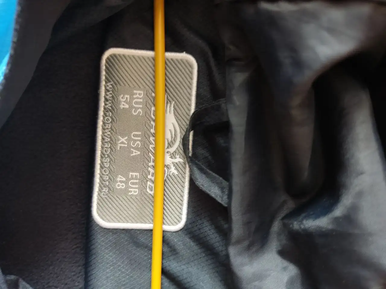 Продам ветровку оригинал, отличное состояние - Верхняя одежда (Одежда) в Тюмень