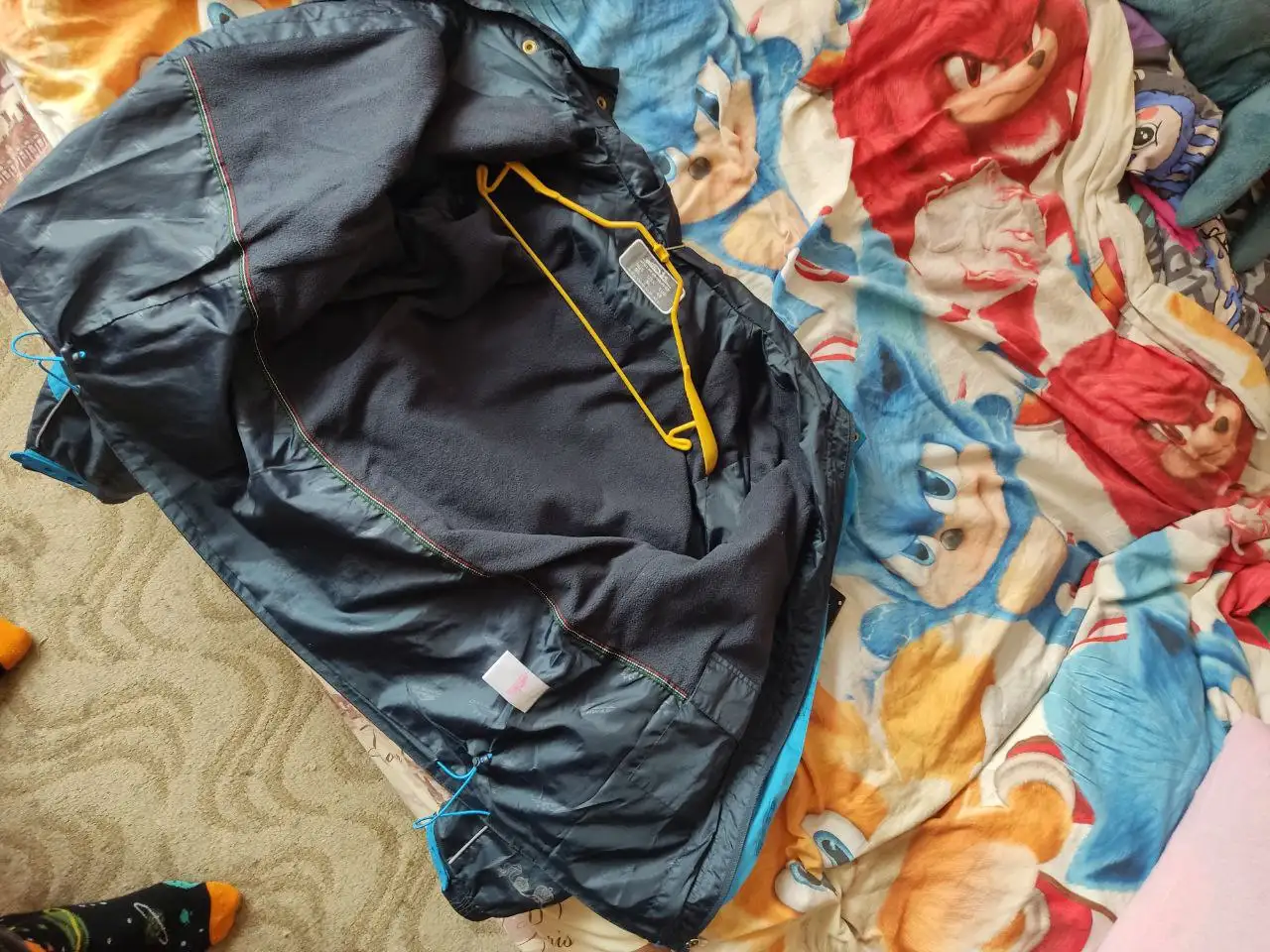 Продам ветровку оригинал, отличное состояние - Верхняя одежда (Одежда) в Тюмень