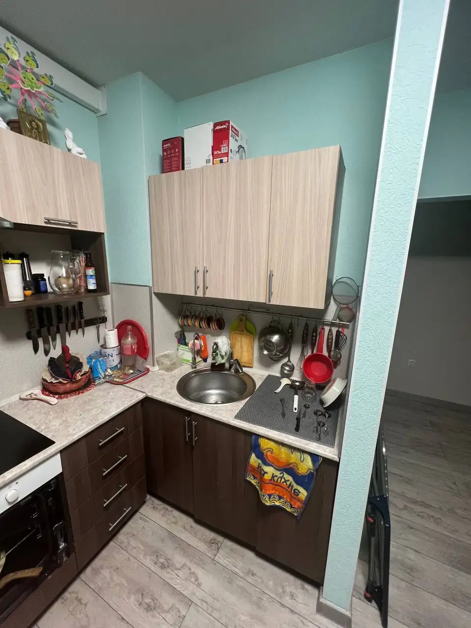 Кухня в хорошем состоянии - Мебель (Для дома и дачи) в Тюмень