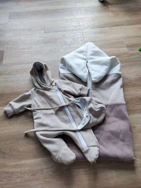 Комплект на выписку и демисезонный комбинезон 56 размера - Одежда для новорожденных (Товары для детей) в Тюмень