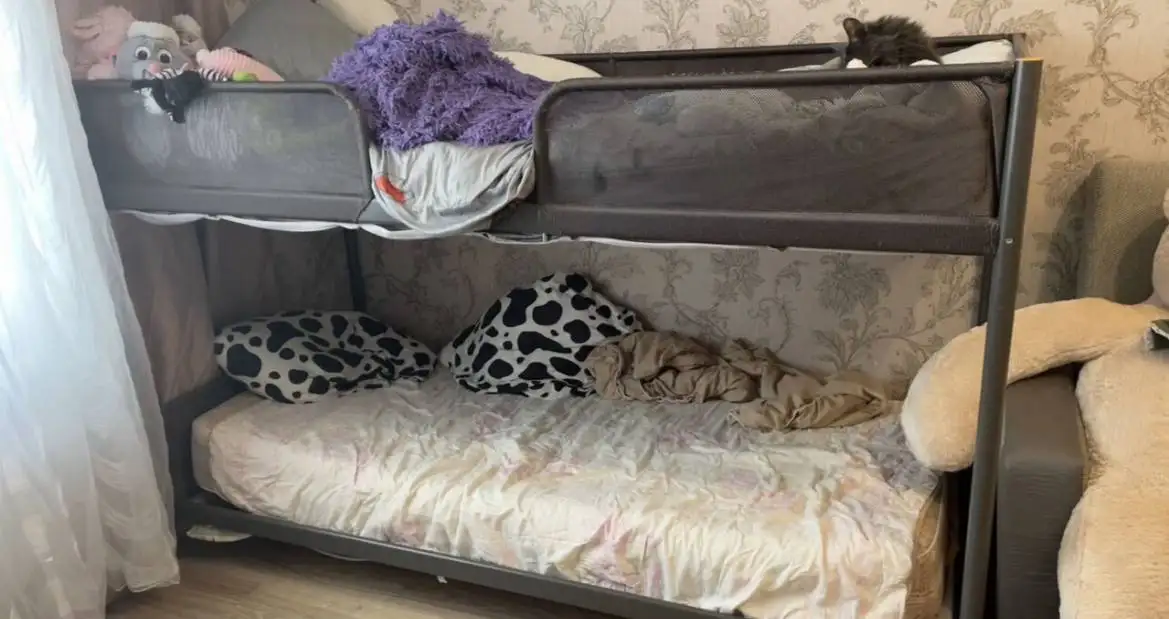 Двухъярусная кровать от Икее - Для дома и дачи в Тюмень