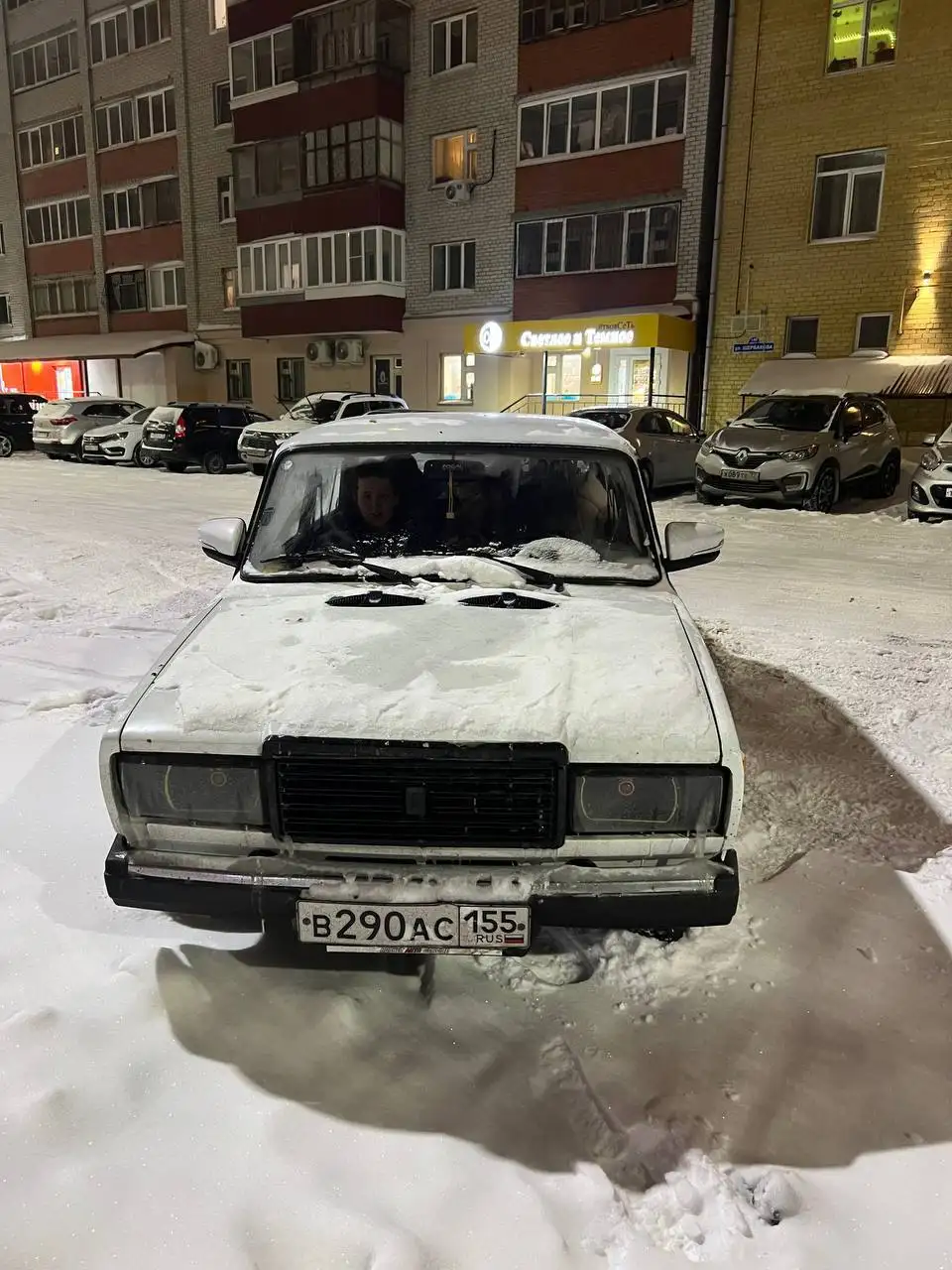 Продажа ВАЗ 2107 2003 года с двигателем 1.6 - Легковые автомобили (Авто) в Тюмень