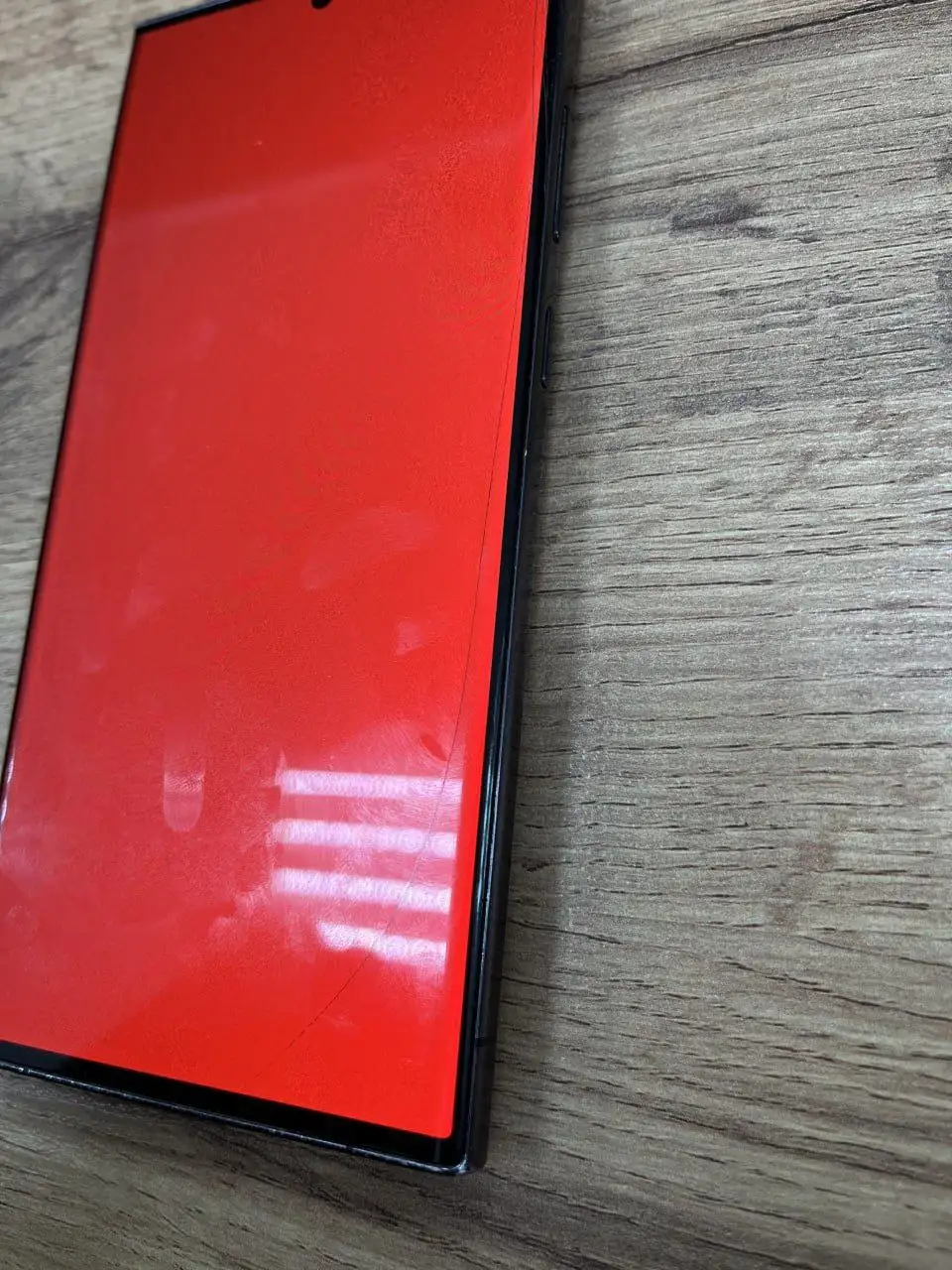 Продам Samsung S23 Ultra битый в углу - Смартфоны (Электроника) в Тюмень