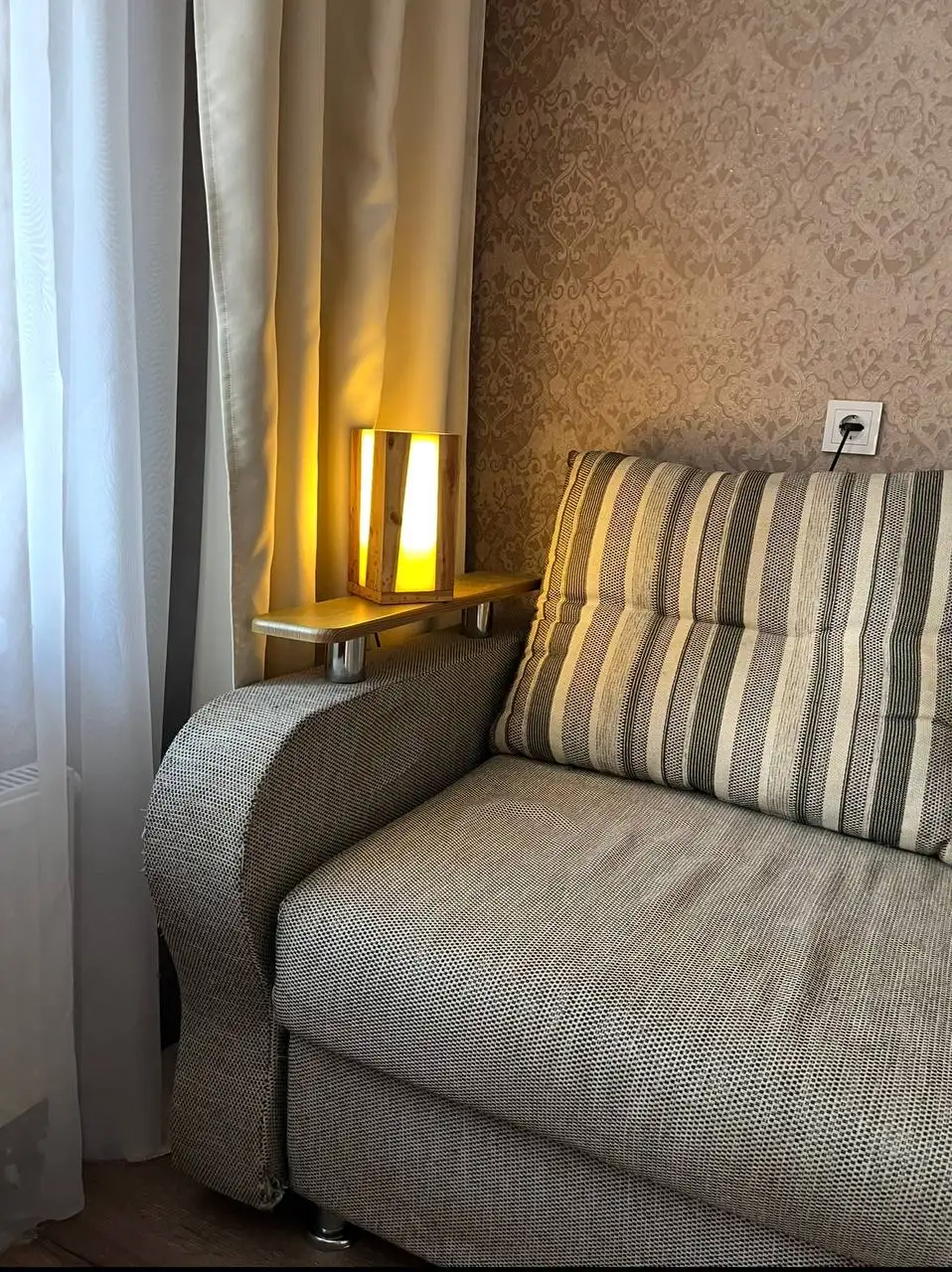 Диван б/у раскладной большой - Мебель (Для дома и дачи) в Тюмень