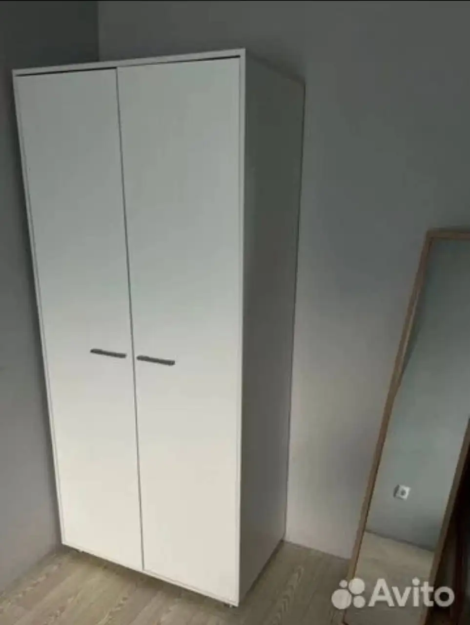 Шкаф двухстворчатый в хорошем состоянии - Мебель (Для дома и дачи) в Тюмень