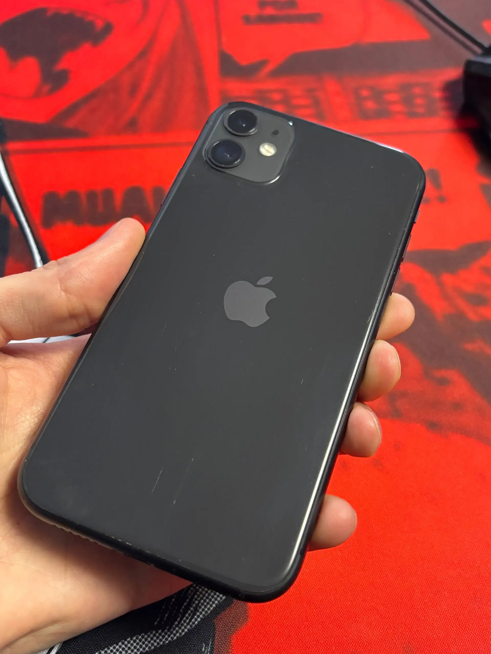 Продажа iPhone 11 и Galaxy S22 в Тюмени - Мобильные телефоны (Электроника) в Тюмень