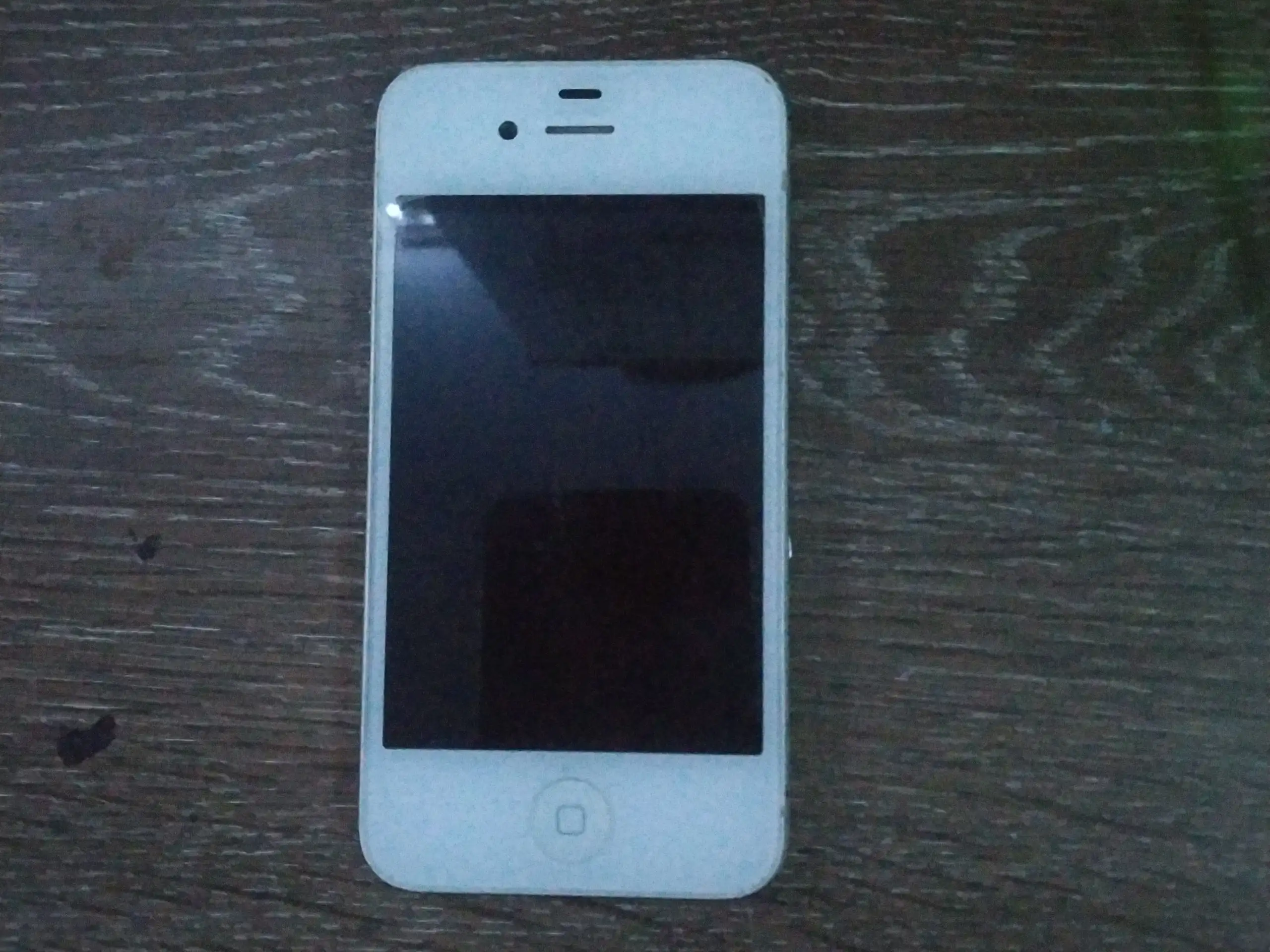 Продам Iphone 4S - телефон (Электроника) в Тюмень