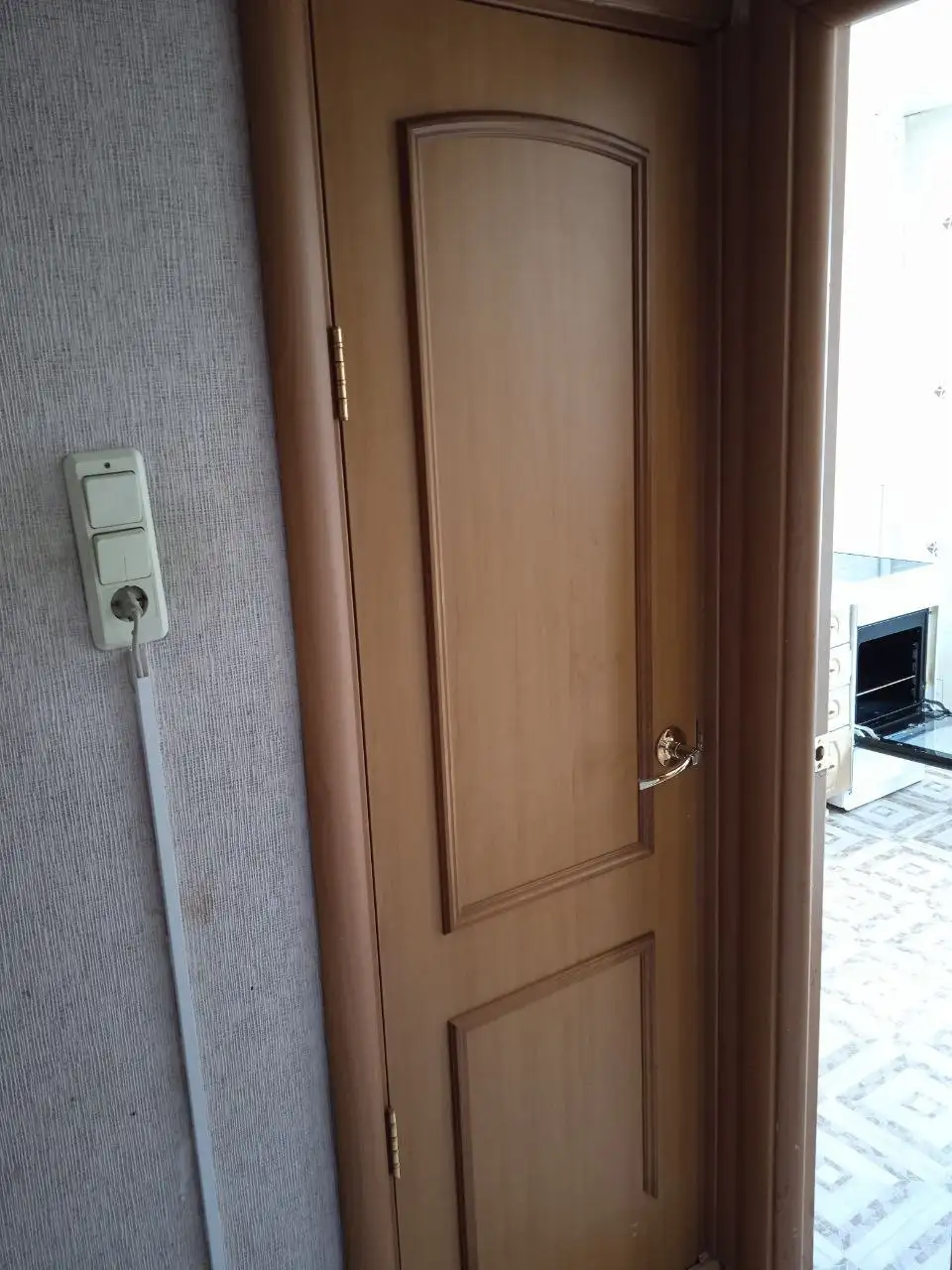 Межкомнатные двери б/у - Двери (Барахолка) в Тюмень