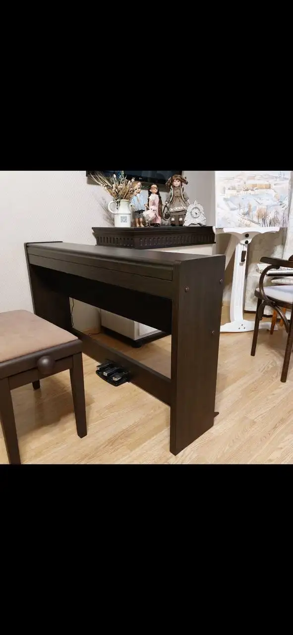 Продам цифровое пианино KORG LP-380 в палисандре - Музыкальные инструменты (Хобби и отдых) в Тюмень