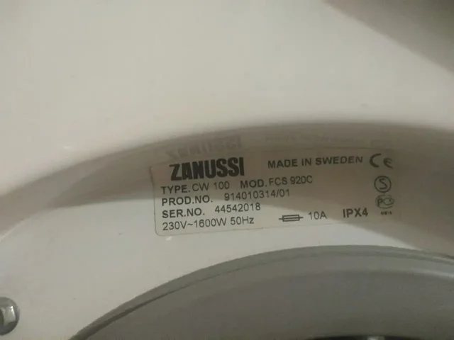 Срочно продам бытовую технику - Сейфы в Тюмень