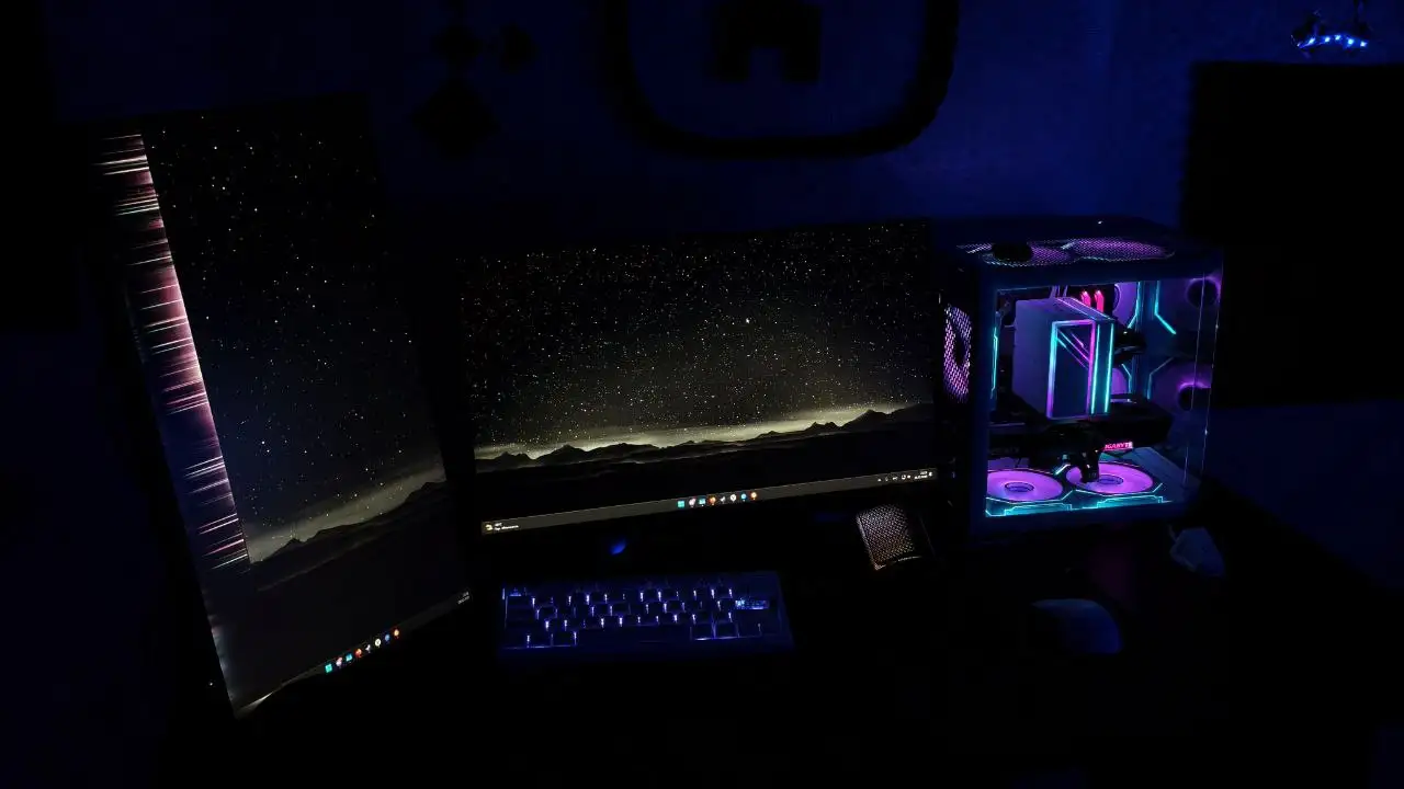 Рабочее место (игровой сетап) - Компьютерная техника (Электроника) в Тюмень