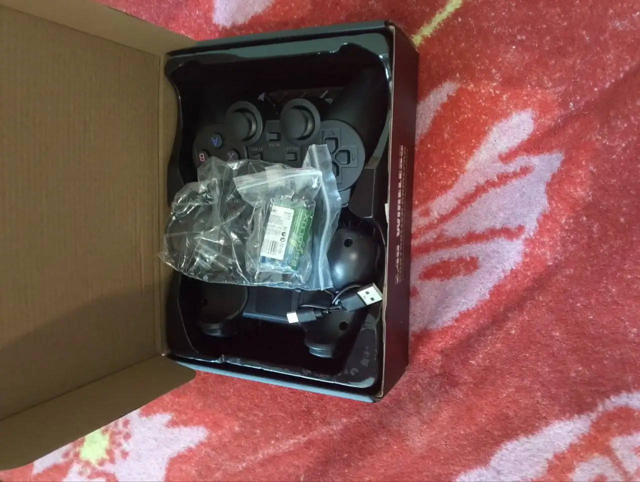 Игровая приставка беспроводная - Игровые приставки (Электроника) в Тюмень