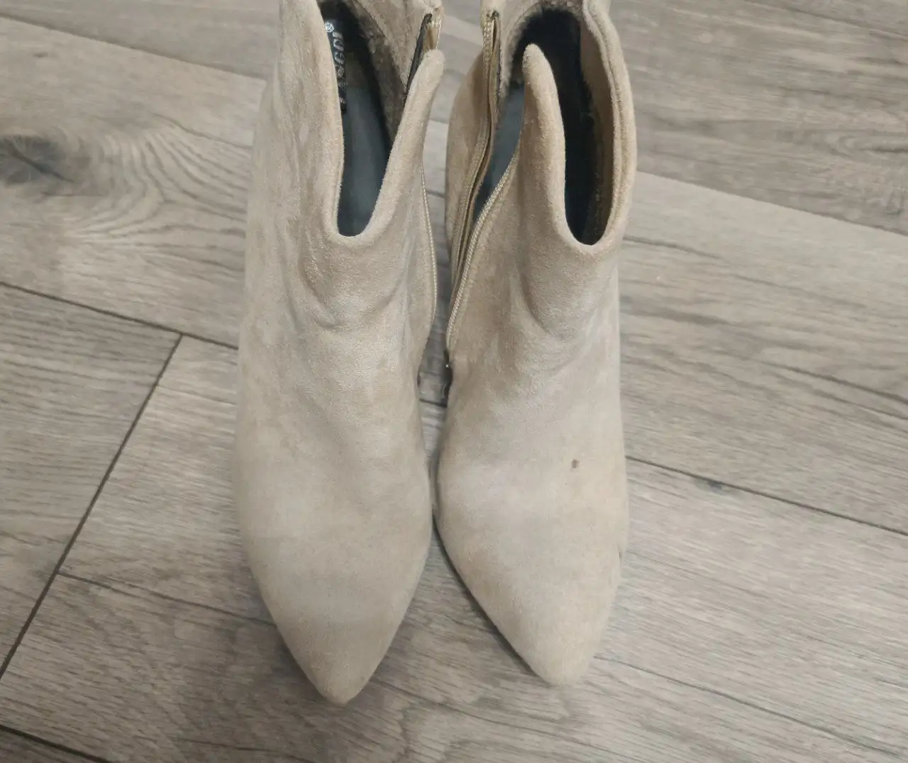 Продажа женской одежды и обуви в Тюмени - Женская одежда и обувь (Одежда) в Тюмень