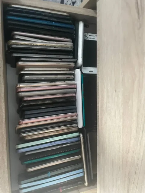 Продажа телефонов на запчасти и восстановление в Тюмени - Электронные сигареты в Тюмень