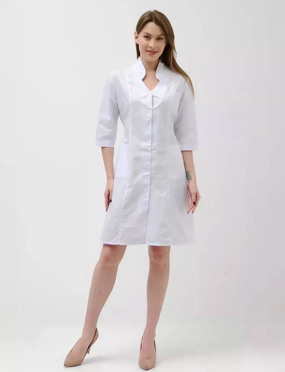 Продам медицинские костюм и халаты - Спецодежда (Одежда) в Тюмень