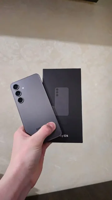 Продажа Samsung S24 8/128 ГБ - Электронные сигареты в Тюмень