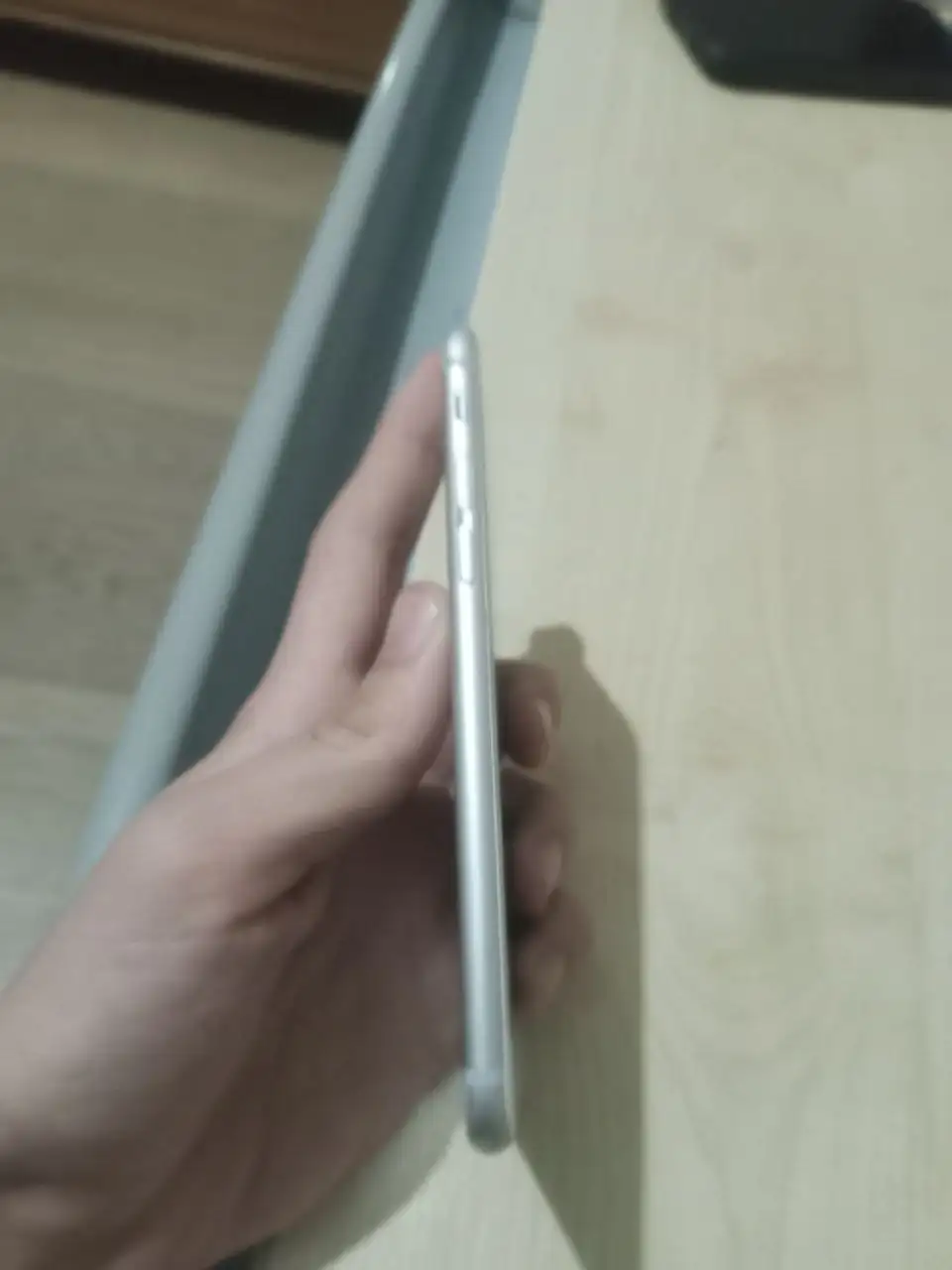 Продам айфон 6s - Смартфоны (Электроника) в Тюмень