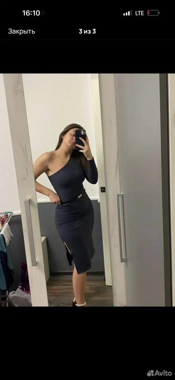 Продам два платья: одно новое, второе выпускное - Женская одежда (Одежда) в Тюмень