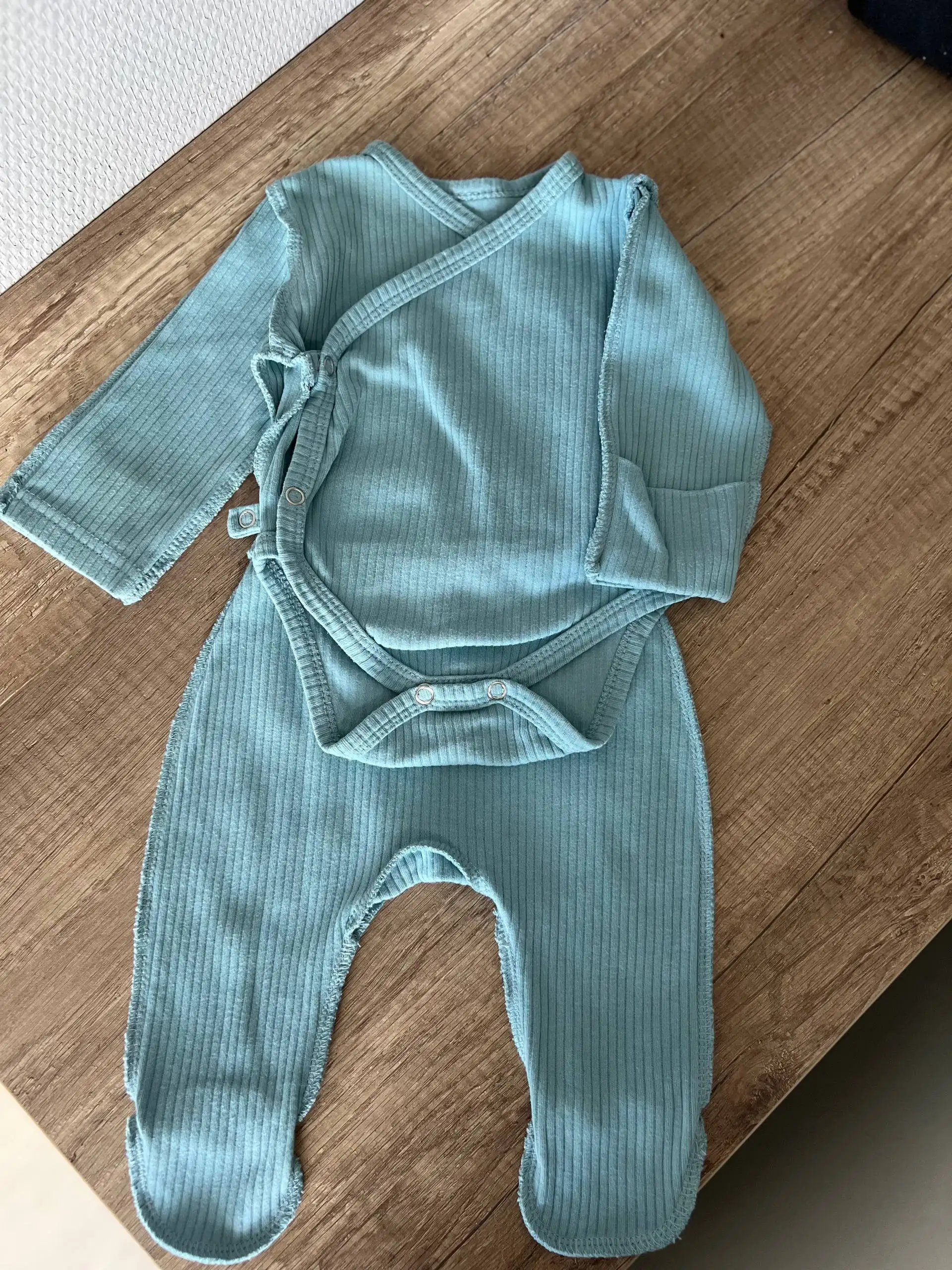 Одежда для новорожденного с рождения до 3 месяцев - Одежда (Товары для детей) в Тюмень