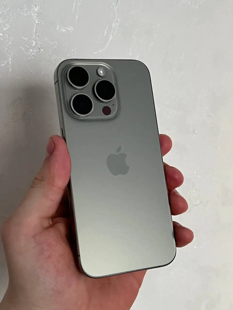 iPhone 15 Pro 256GB в хорошем состоянии - Смартфоны (Электроника) в Тюмень