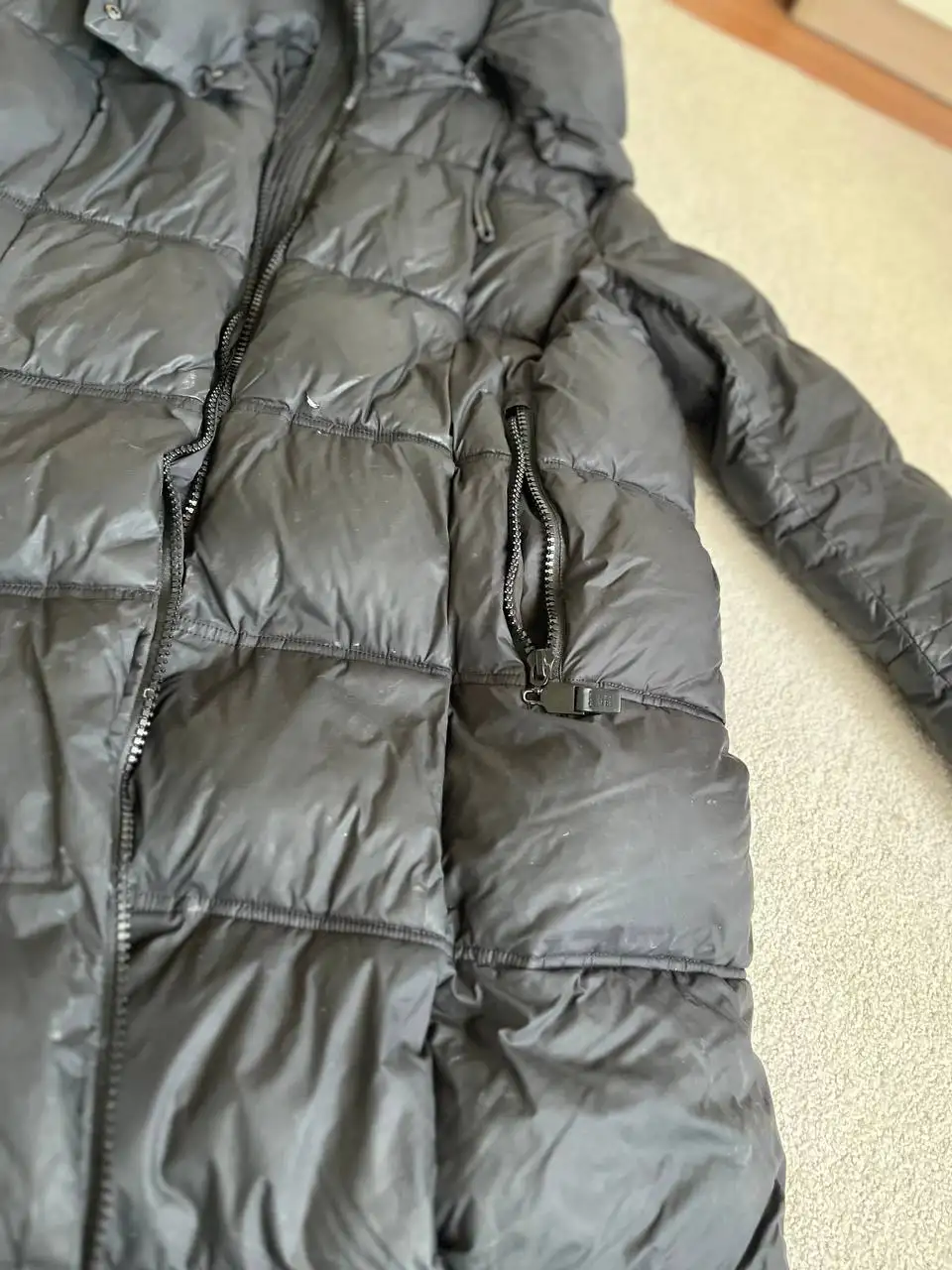 Продажа женской одежды: безрукавки, зимняя куртка, кардиган - Верхняя одежда (Одежда) в Тюмень