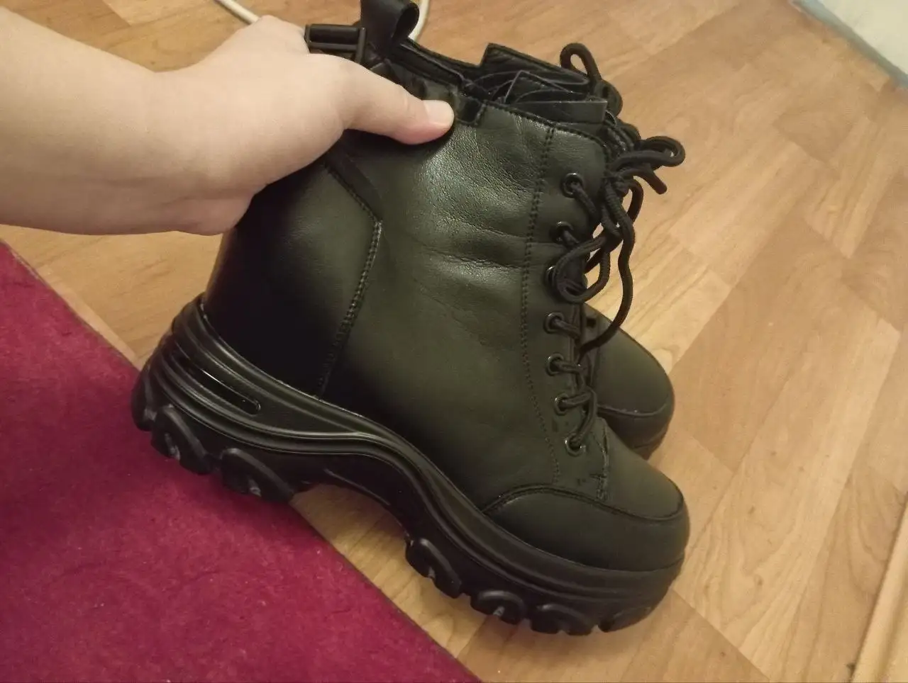 Демисезонные ботинки размер 40 с платформой - Обувь (Одежда) в Тюмень