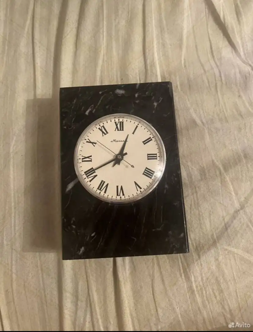 Продажа рабочих часов из камня - Часы (Барахолка) в Тюмень