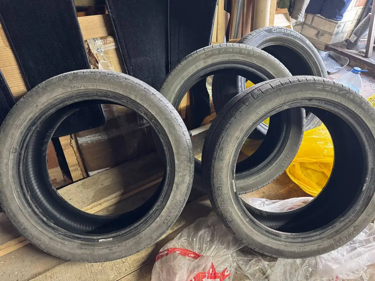 Продажа резины 225х45 R17 - Шины и диски (Авто) в Тюмень