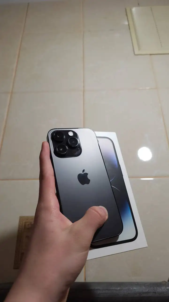 Продажа iPhone 14 Pro 128 ГБ - Смартфоны (Электроника) в Тюмень