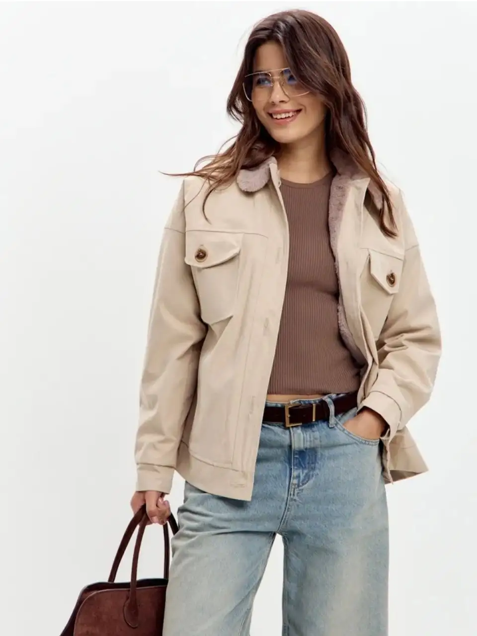 Продам пальто с мехом демисезонное - Верхняя одежда (Одежда) в Тюмень