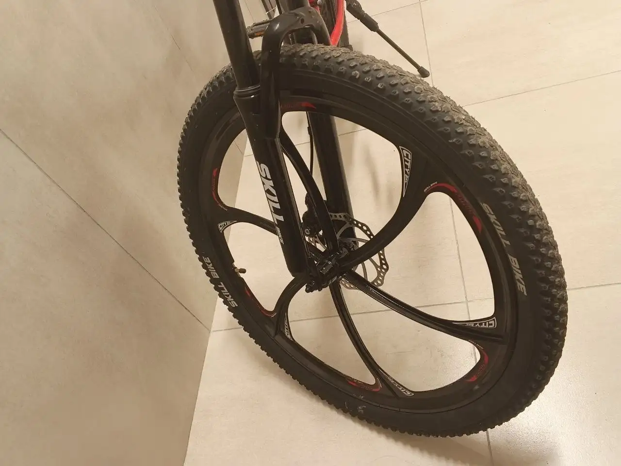 Продам с полной комплектацией и доком - Барахолка в Тюмень