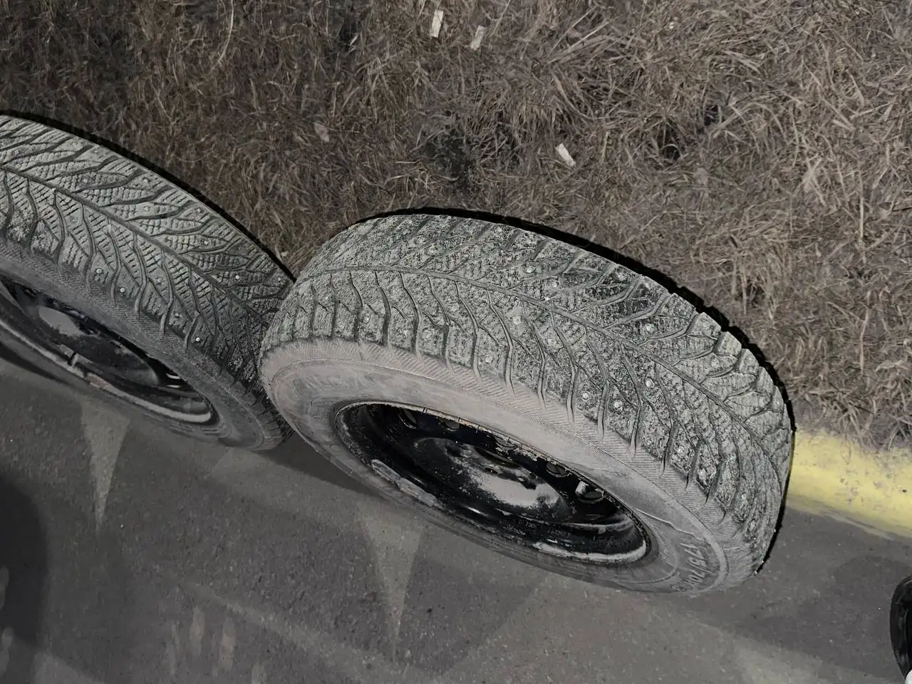 Продам штампы + резина кама - Шины и диски (Запчасти) в Тюмень