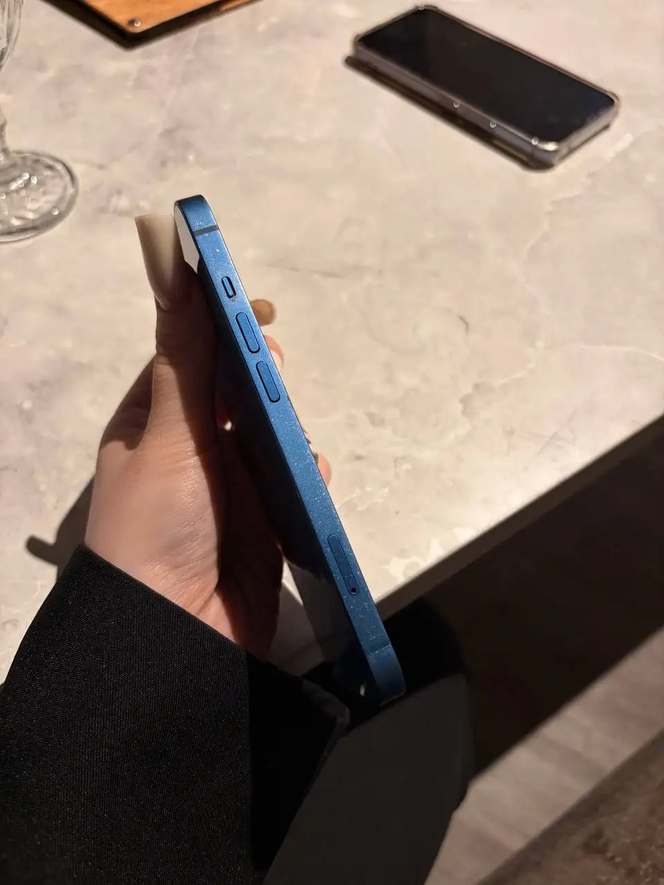 iPhone 13 128 GB Blue в Тюмени - Смартфоны (Электроника) в Тюмень