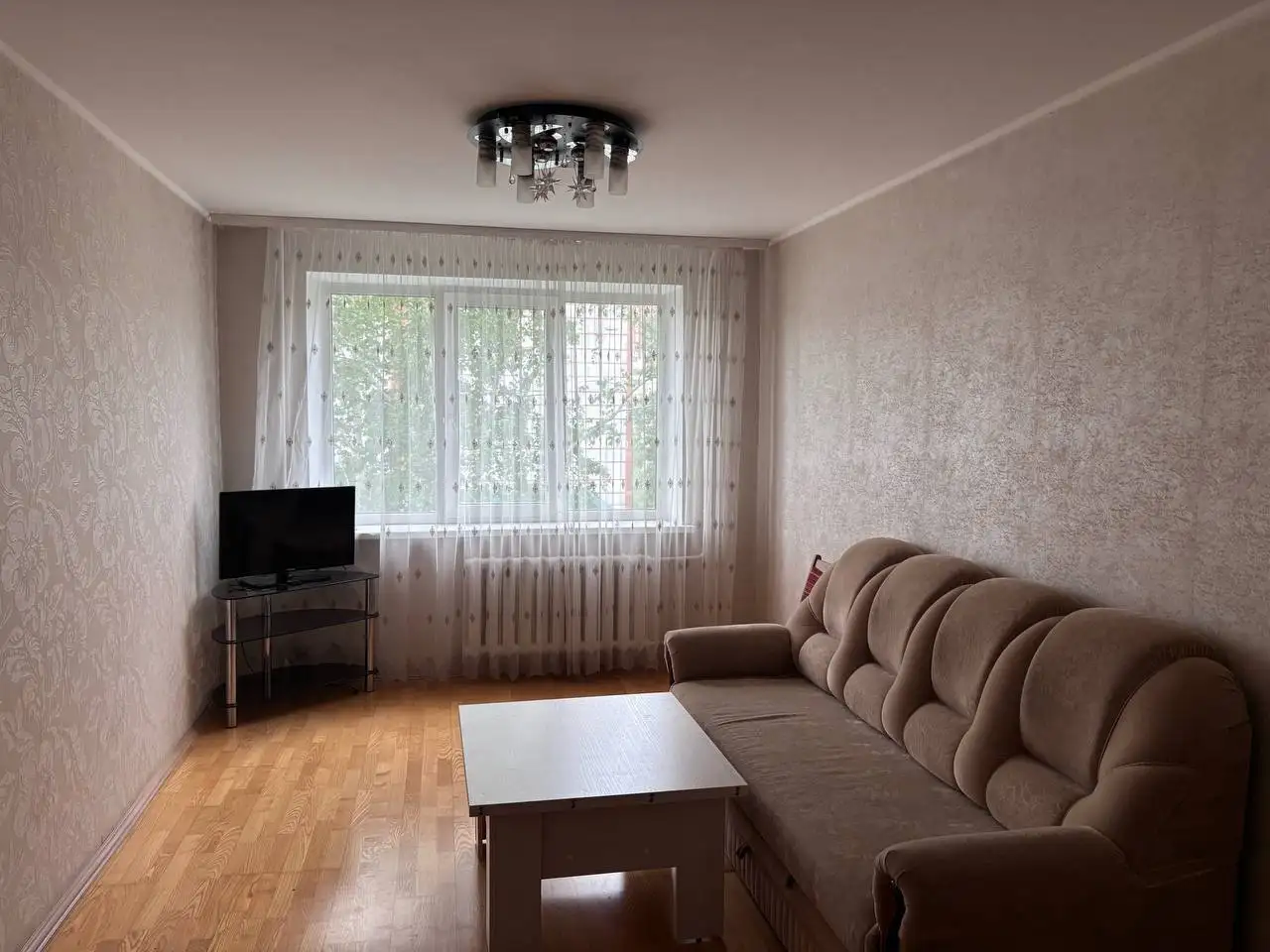 Сдам 3-комнатную квартиру в Тюмени, район Зарека - Аренда квартир (Недвижимость) в Тюмень