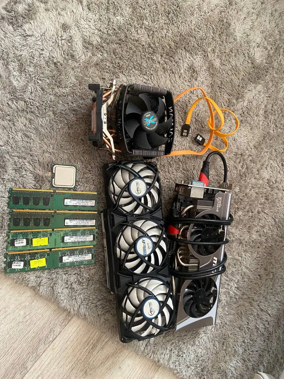 Продам все разом - Барахолка в Тюмень