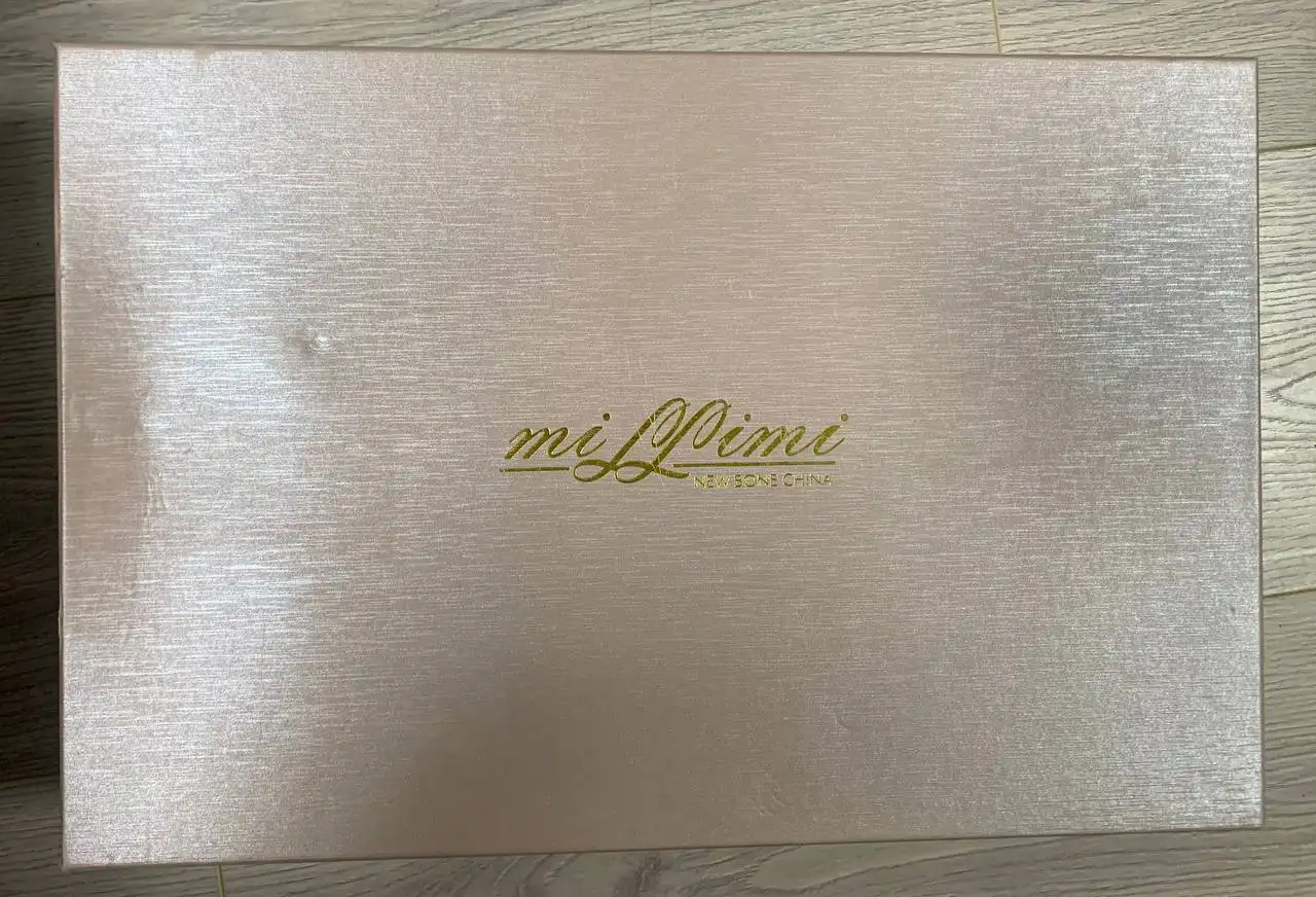 Стол, стулья, машинка, сервиз - Барахолка в Тюмень