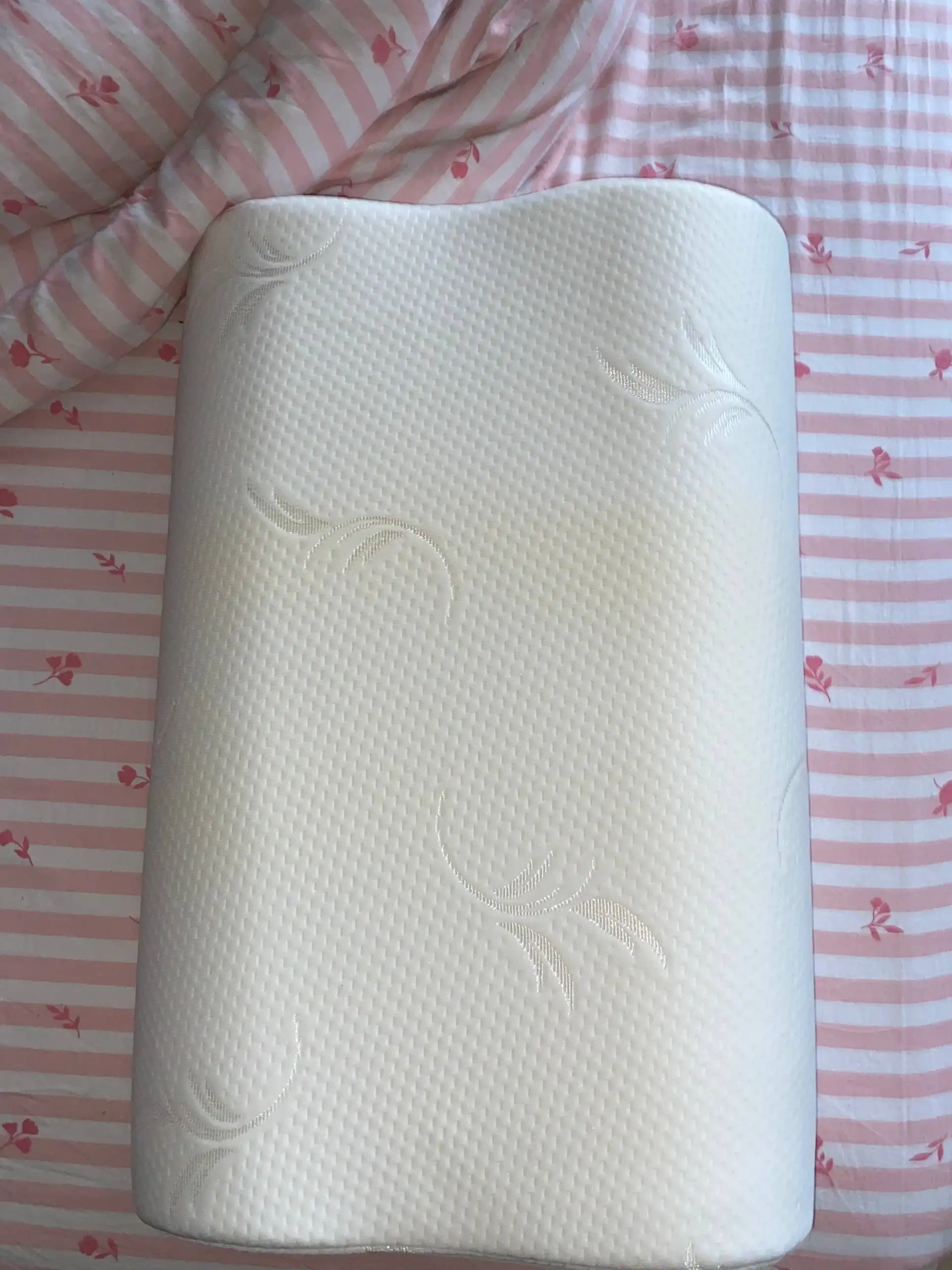 Продам ортопедическую подушку - Барахолка в Тюмень