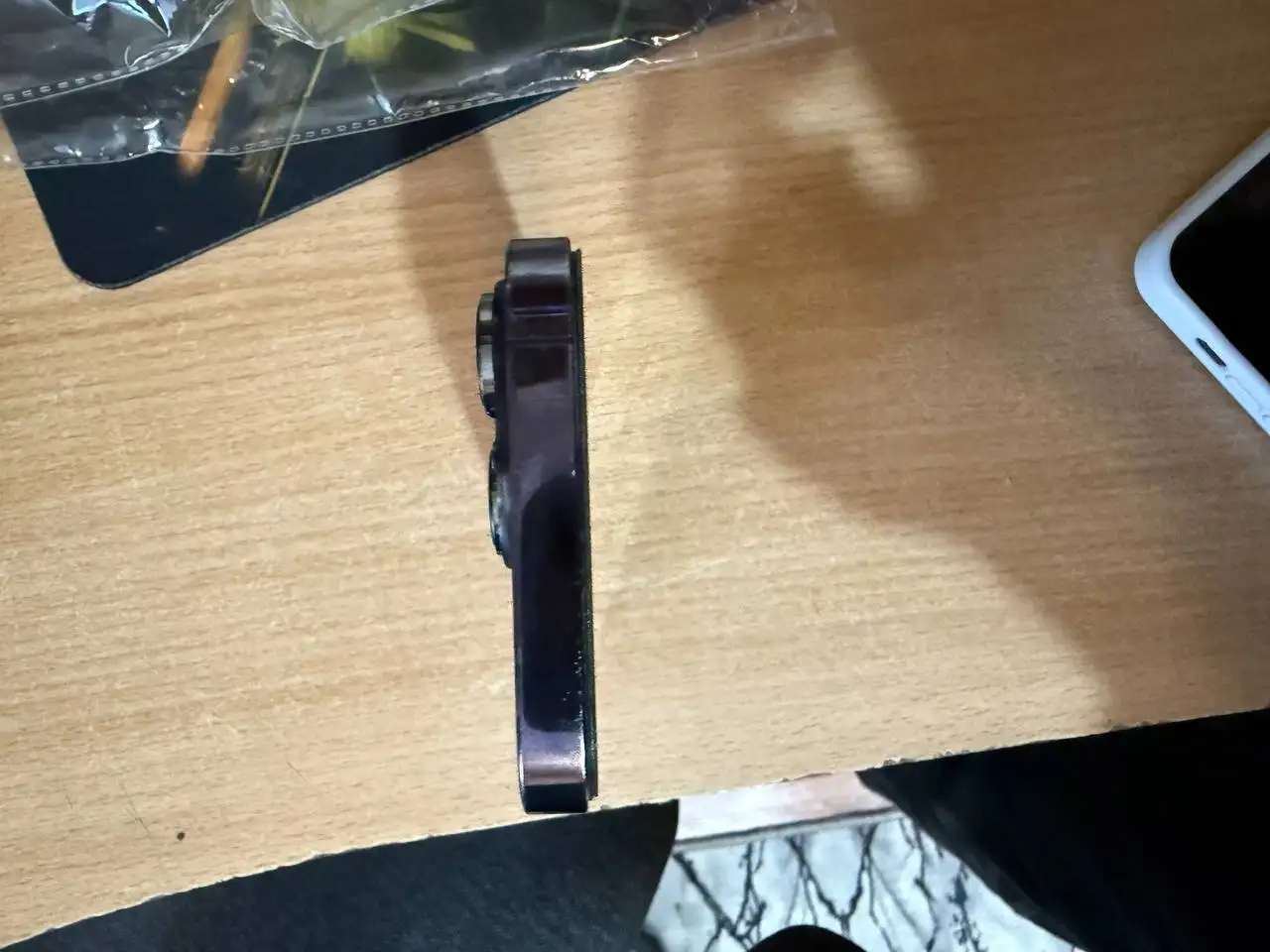 Продам iPhone 14 Pro - Смартфоны (Электроника) в Тюмень