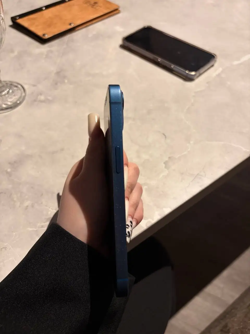 iPhone 13 128гб Blue - телефон (Электроника) в Тюмень