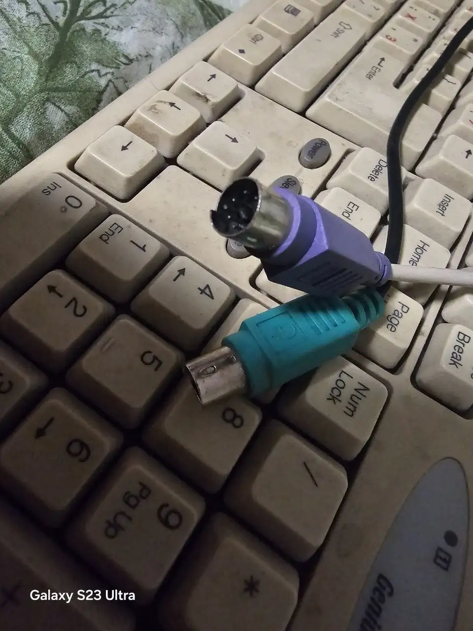 Отдам товары с фото за 2000 рублей - Барахолка в Тюмень