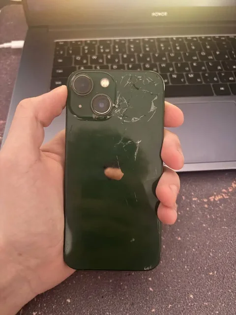 Продажа iPhone 13 Mini 256 ГБ с повреждениями - Компьютеры и комплектующие в Тюмень