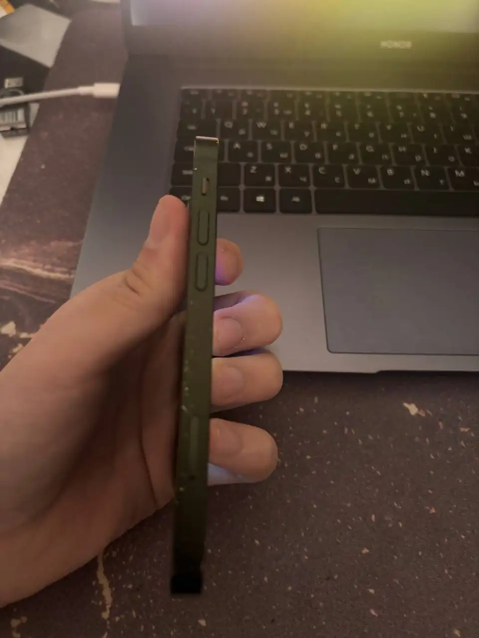 Продажа iPhone 13 Mini 256 ГБ с повреждениями - Смартфоны (Электроника) в Тюмень