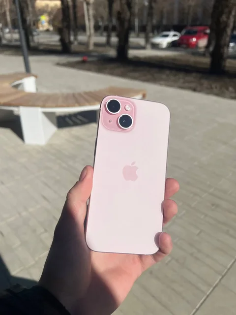 Продам айфон 15 128 гб в отличном состоянии - Смартфоны в Тюмень