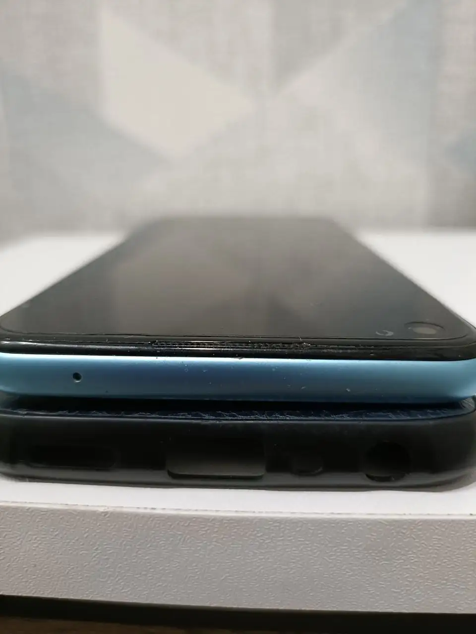 Realme 9i 8/128 GB в отличном состоянии - Телефоны (Электроника) в Тюмень