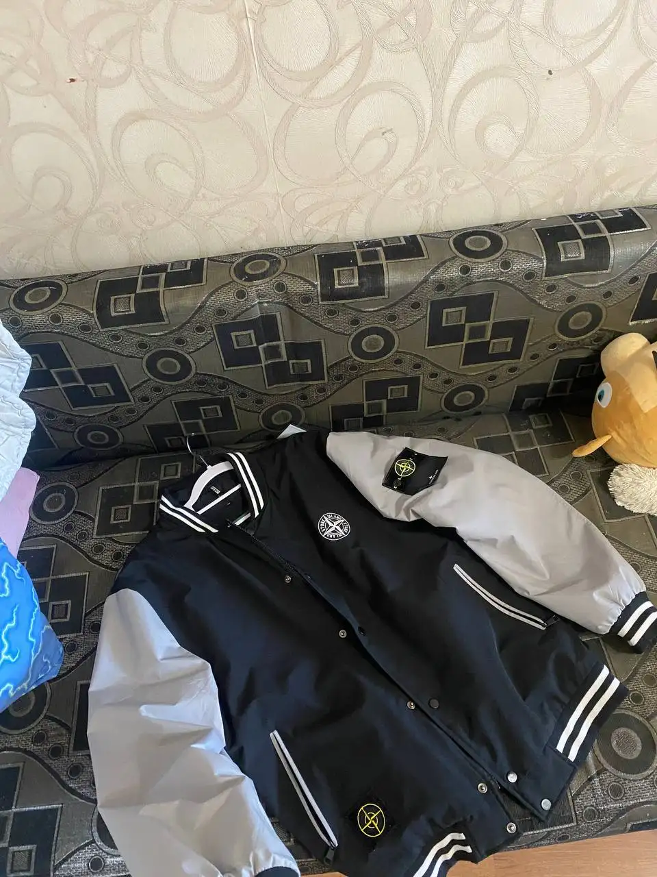 Куртка зимняя мужская - Верхняя одежда (Одежда) в Тюмень