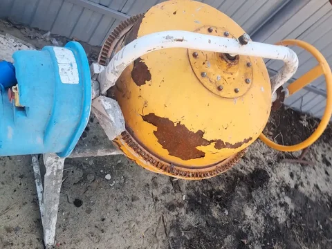 Рабочая стиральная машина - Картины в Тюмень