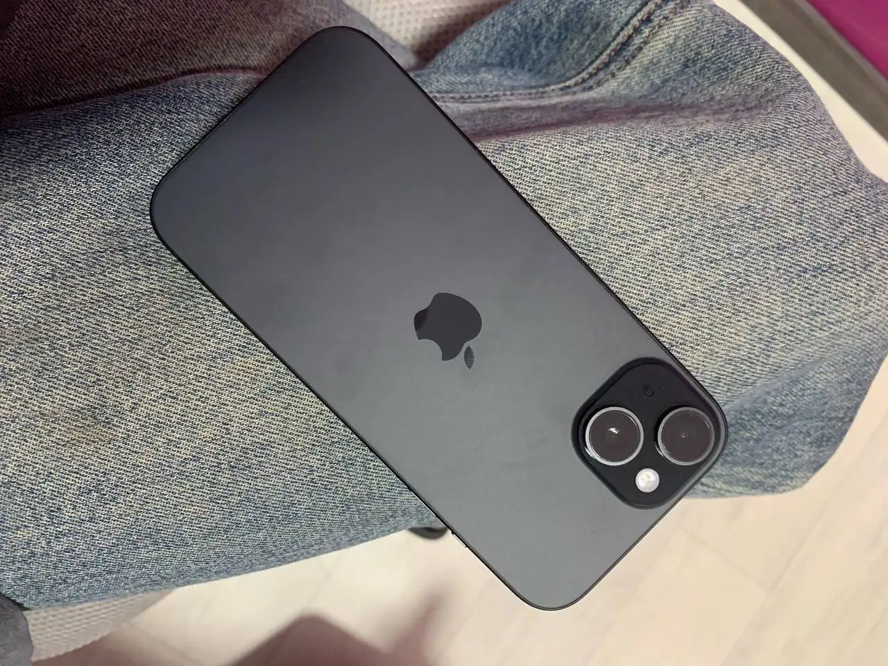 Продам iPhone 15 128 гб в идеальном состоянии - Смартфоны (Электроника) в Тюмень