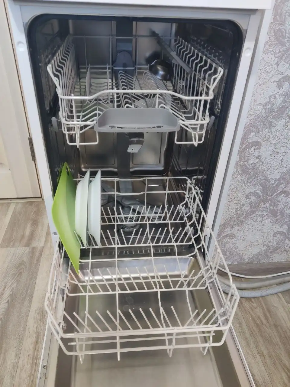 Посудомоечная машина Bosch, ширина 450мм, производство Германия - Бытовая техника (Для дома и дачи) в Тюмень